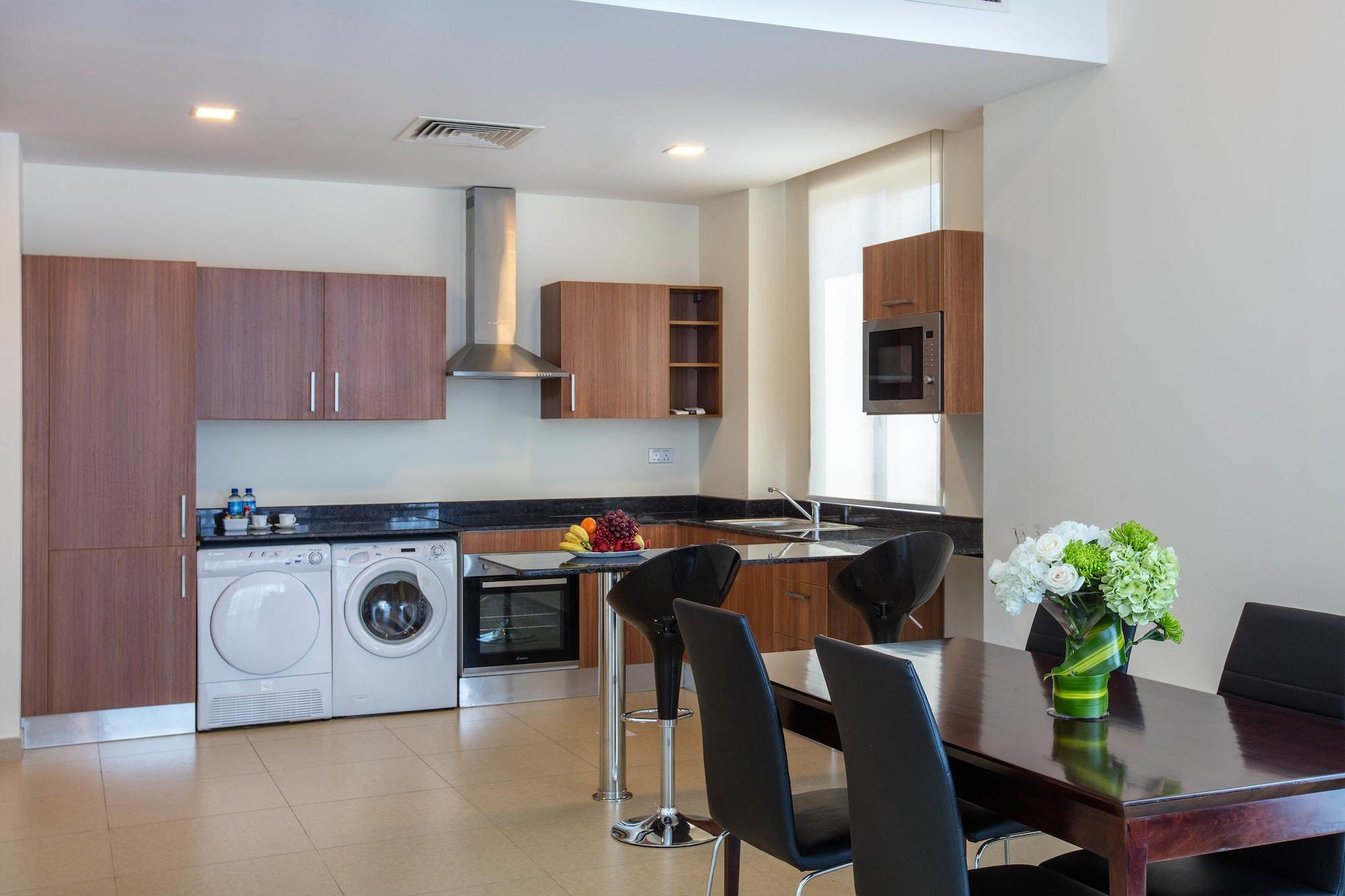 Aspire Tower Apartment Manama Exterior photo